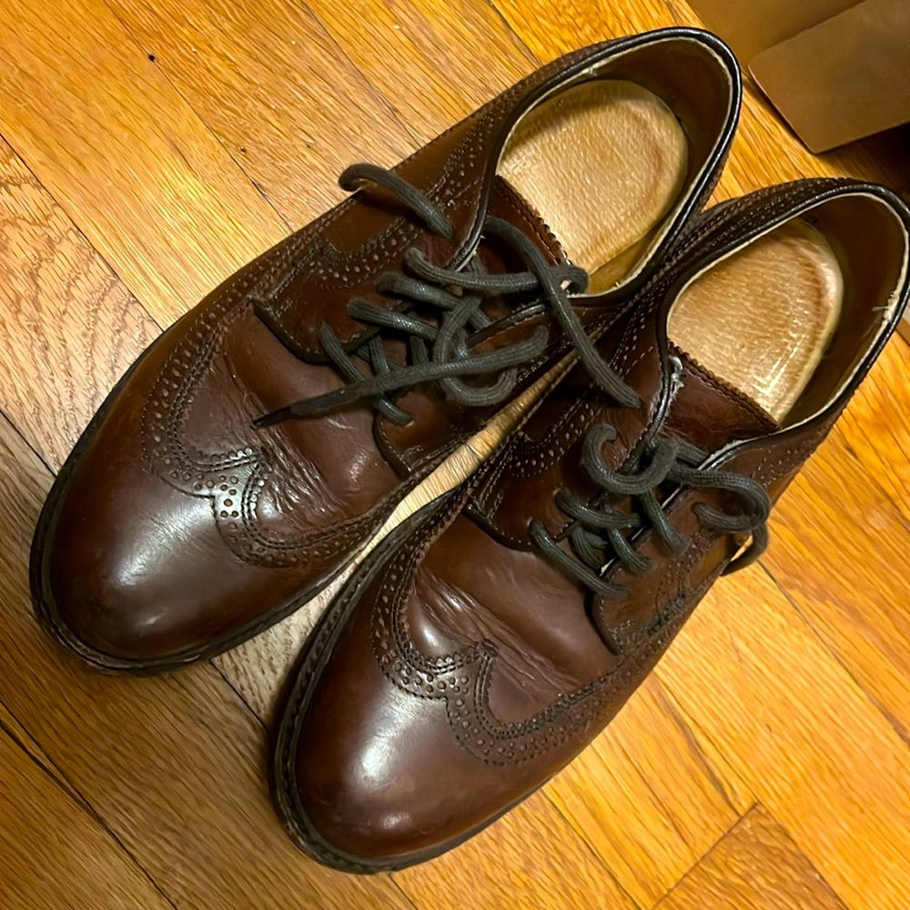 Frye wingtips women’s size 7.5